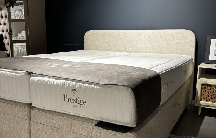 Styldecor Deluxe storage box 180 x 200 cm met hoofdbord Arrondi in de toonzaal van Cornelis Bedding Oostakker